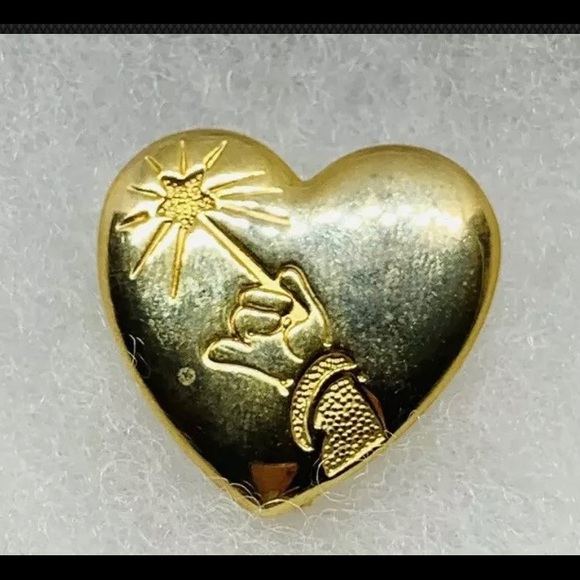 Disney Fantasia Heart Pin Arm & Wand Variety Club - Picture 2 of 3